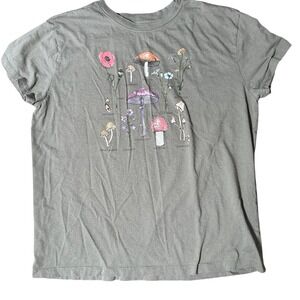 Doe Mushroom Botanical Print Graphic Tee Shirt Women's Medium Gray Short Sleeve
